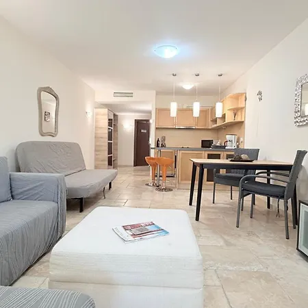 Kaliakria 76 - Ground Floor With A Pool View *