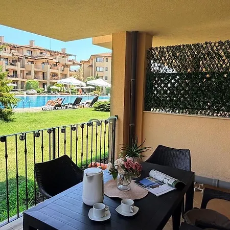 Kaliakria 76 - Ground Floor With A Pool View Apartamento Topola