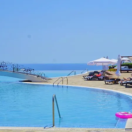 Kaliakria 76 - Ground Floor With A Pool View Apartamento Topola