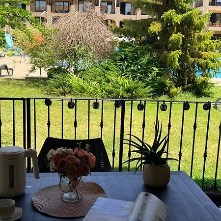Kaliakria 76 - Ground Floor With A Pool View Apartamento Topola