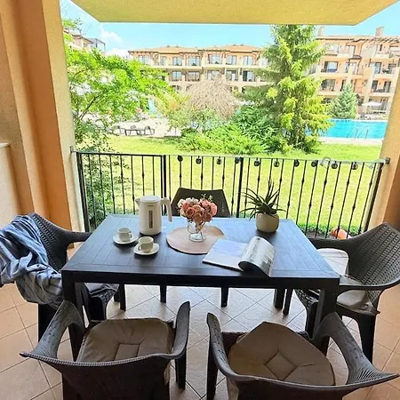 Kaliakria 76 - Ground Floor With A Pool View Topola