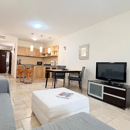 Kaliakria 76 - Ground Floor With A Pool View Apartamento *